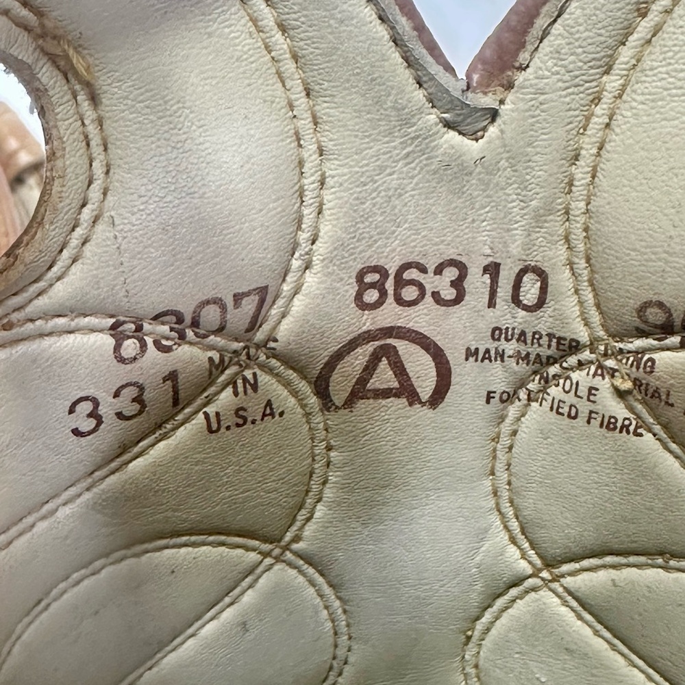 Vintage Acme Cowboy Boots Tan Leather USA Women 9.5C Narrow Western Tall - Picture 10 of 16